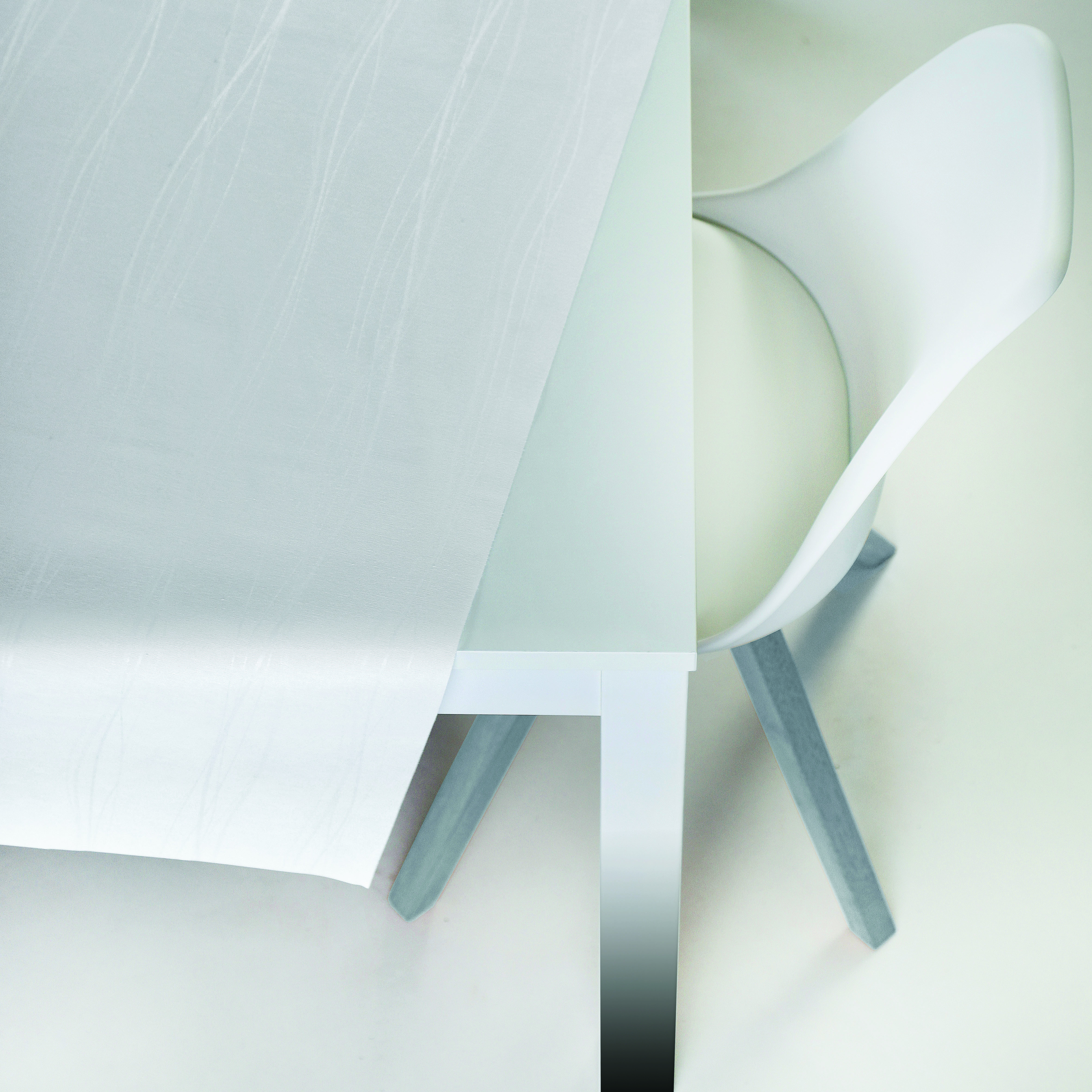 Tischbelag VidaTex Royal Stripes white Meterware 140 cm x 20 m